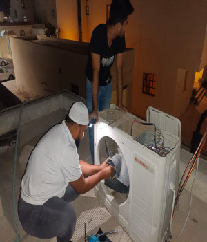 AC Fan Repairing and Complete AC Servicing